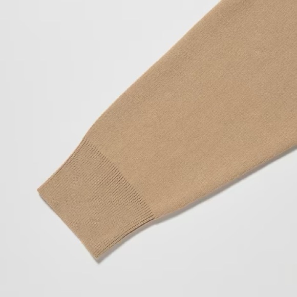 UNIQLO Smooth Cotton Long Sleeve Mockneck Sweater - Picture 4 of 6